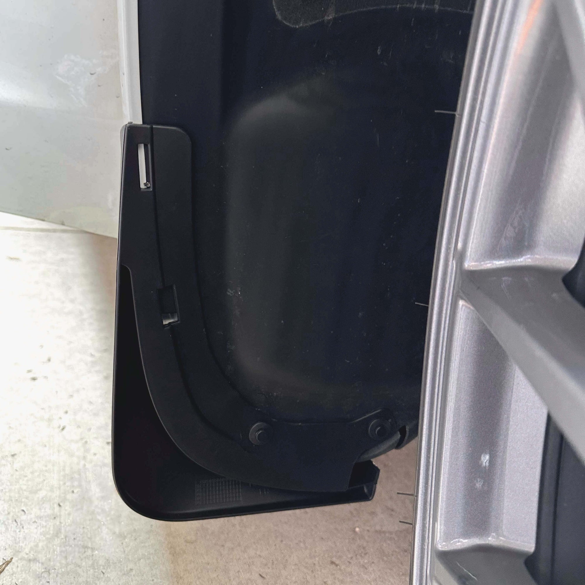 Tesla Model 3 No Drilling Required Mud Flaps